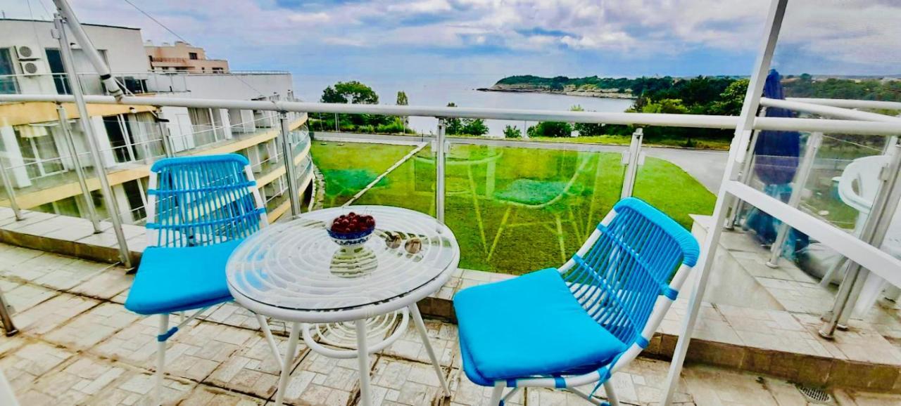Aпартаменти Мини В Бей Вю Aparthotel Tsarevo Exterior foto